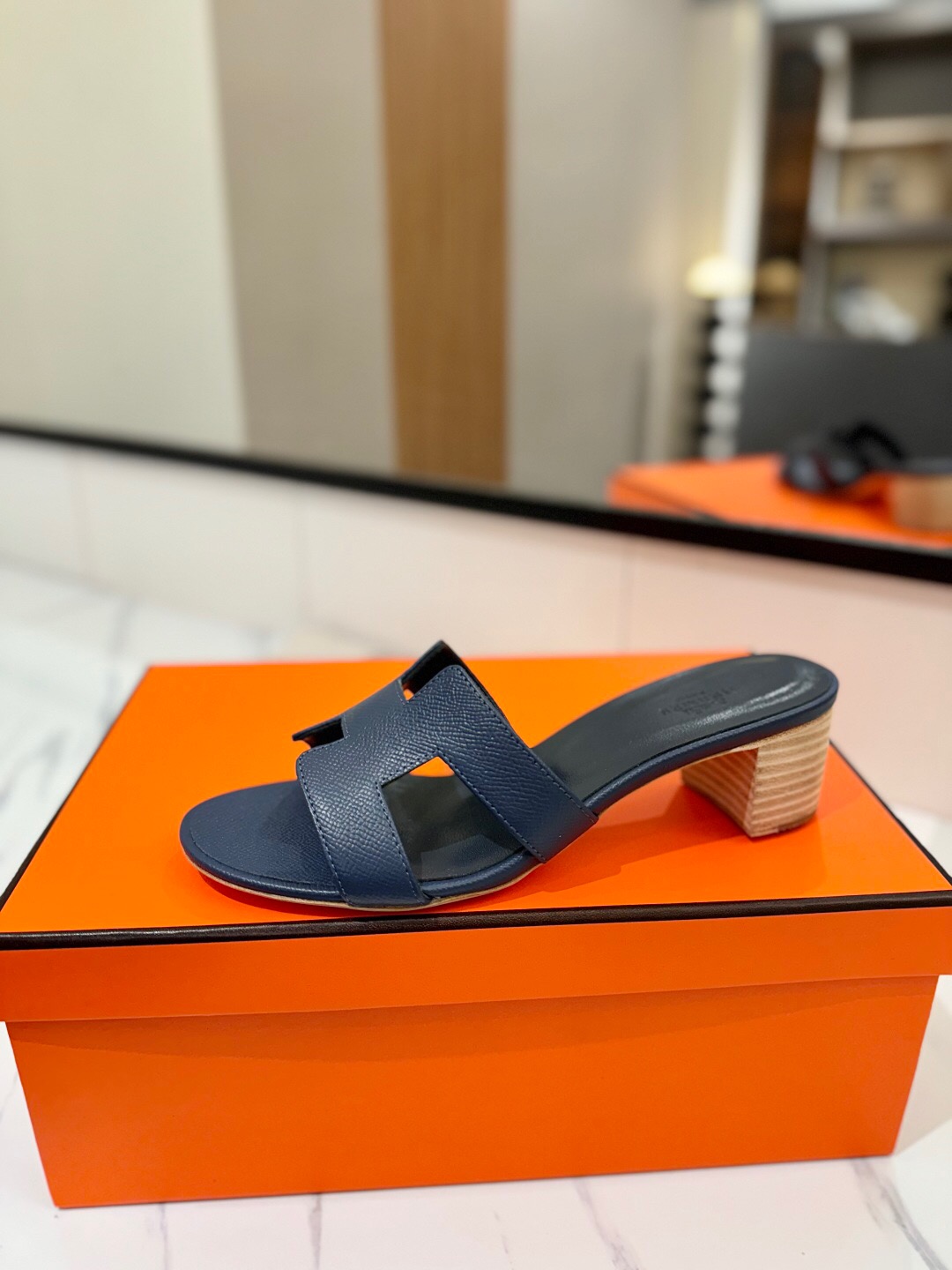 2025 Women Hermès Navy Leather Heeled Sandals