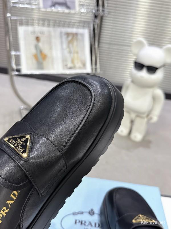 2025 Women Prada Black Leather Loafers