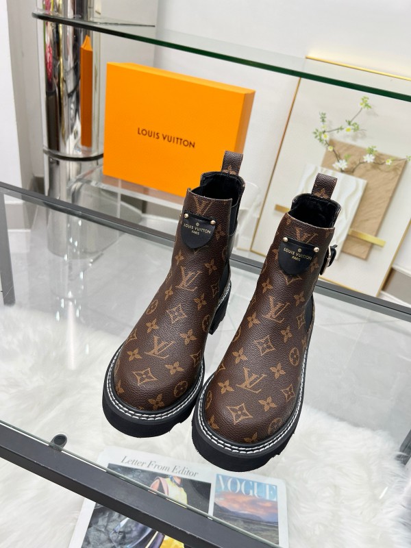 2024 Women Louis Vuitton brown leather ankle boots MJ00310