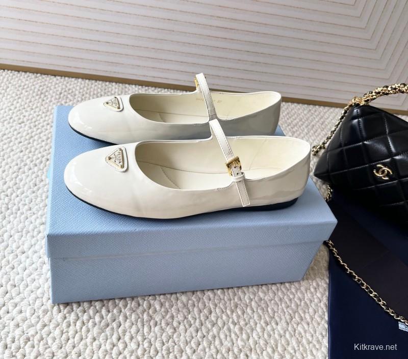 2025 Women Prada White Patent Leather Mary Jane Flat Shoes