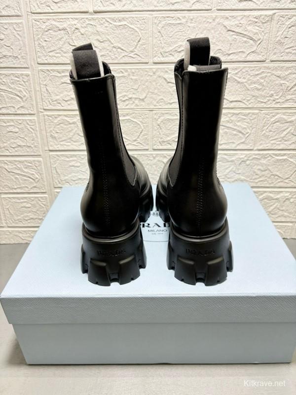 2024 Women Prada Black Leather Chelsea Boots MJ00380