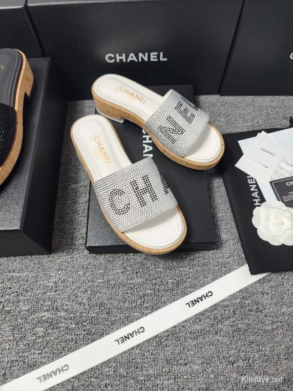 2025 Slippers Chanel White Crystal Slide LY00260
