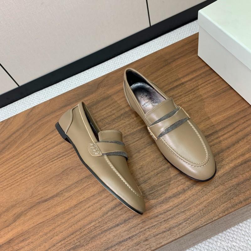 2025/Women Brunello Cucinelli Almond Leather Loafers Handmade Chain Detail LY00360(F)