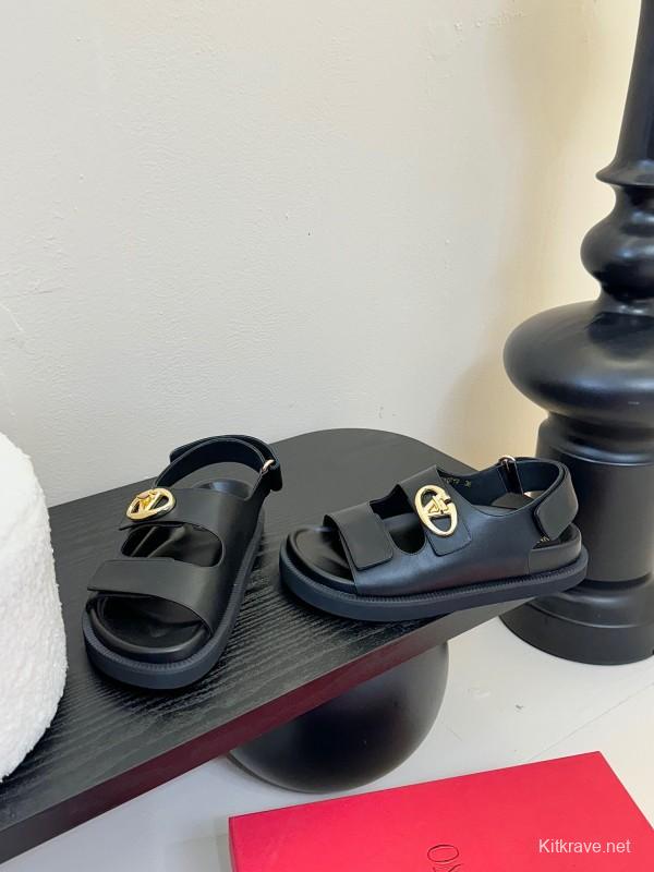 2025 Women Valentino Black Leather Sandals V Buckle KFY00320