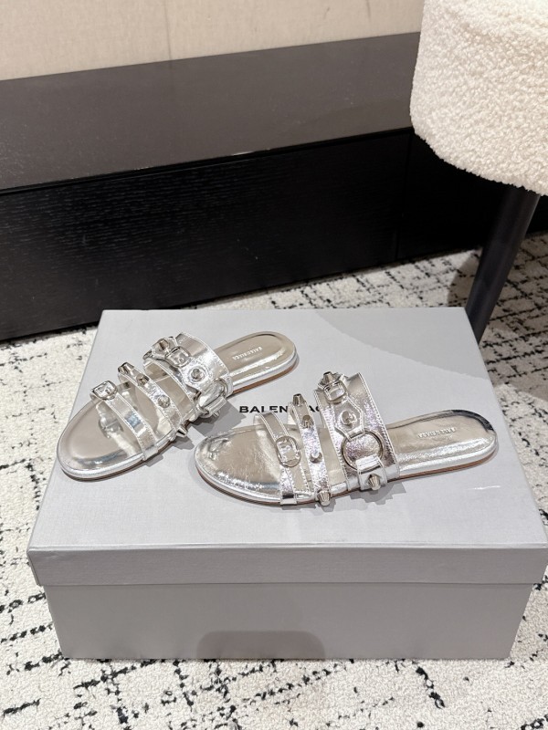 2025 Slippers Balenciaga Silver Leather Metal Buckle KFY00289