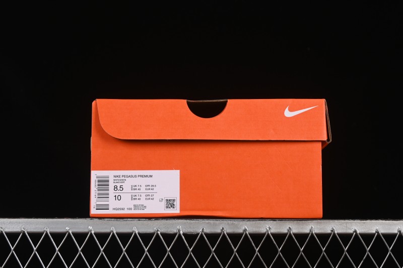 Nike Air Zoom Pegasus Premium Full-Length Air Cushion Running Shoes - HQ2592-100