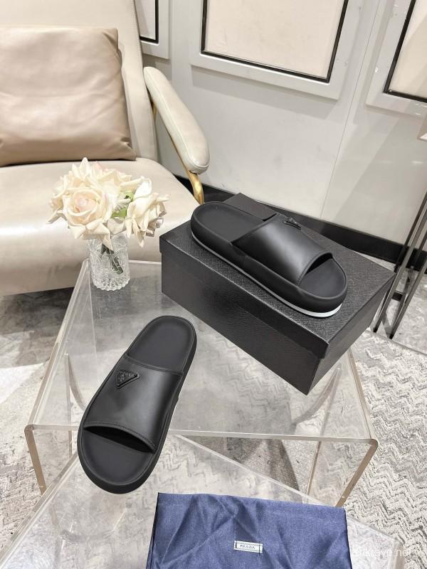 2025 Men Prada Black Leather Slippers KFY00220