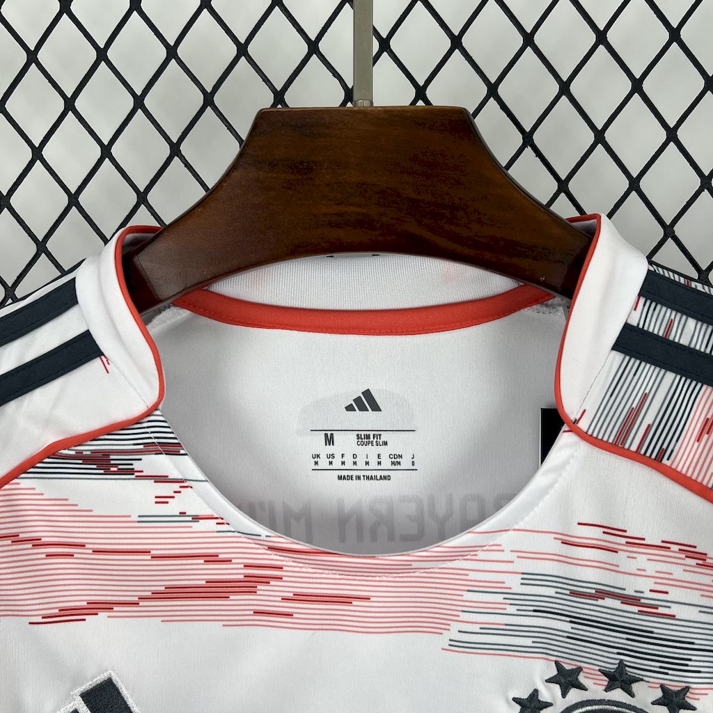 2025/26 Bayern Munich Away Women Jersey