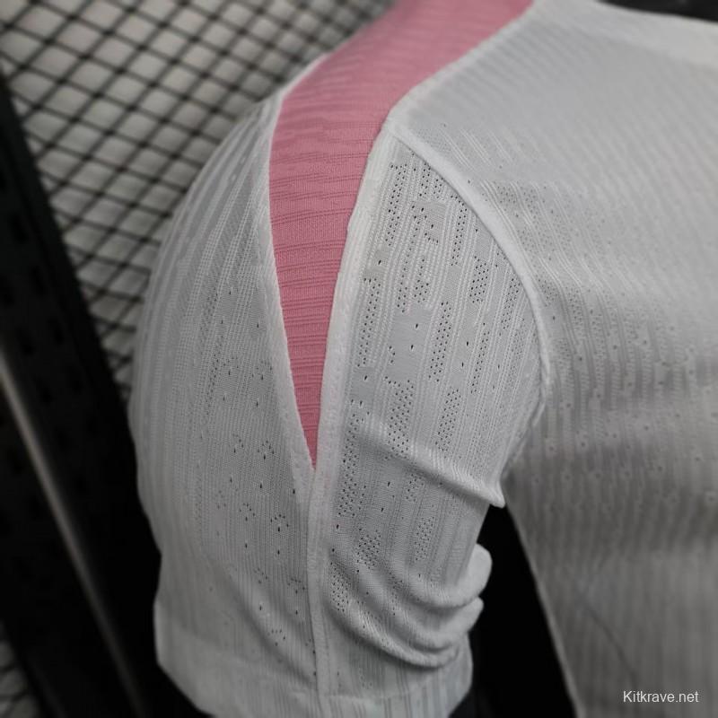 Player Version 25/26 Paris Saint-Germain White with Pink Trim Jersey