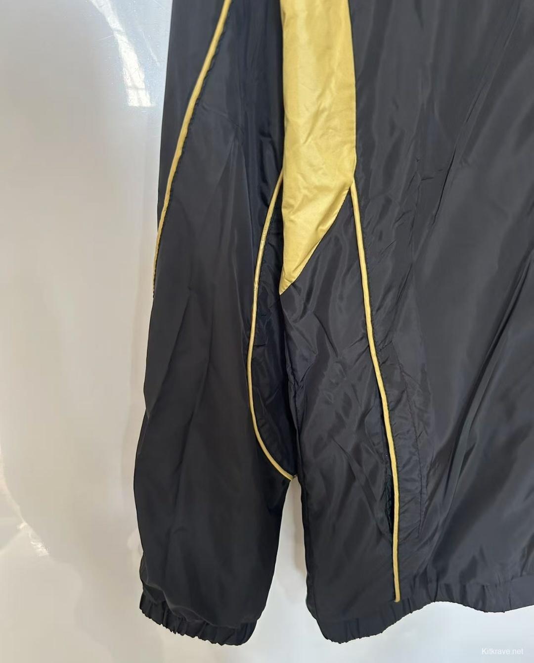25/26 Equipo FC Reversible Golden/Black Reversible  Windbreaker