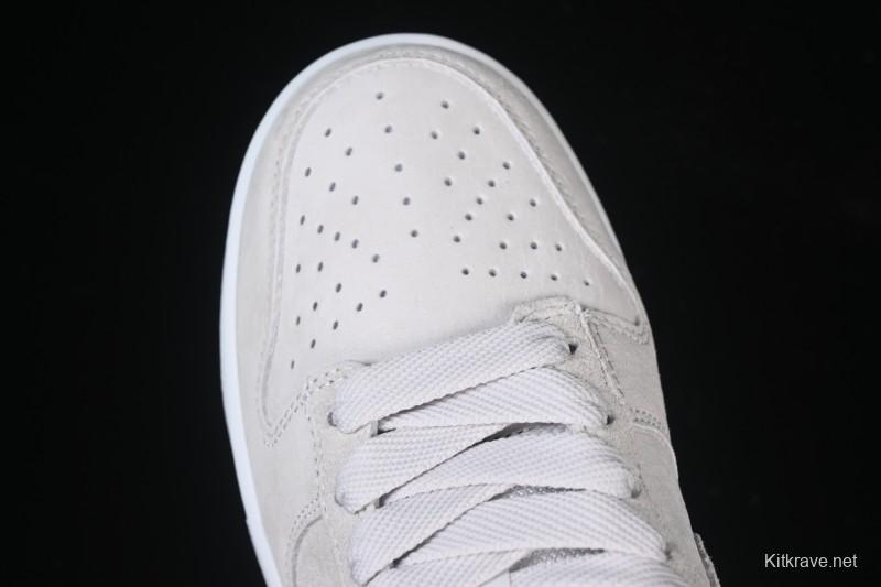 Nike SB Dunk Low Pro B Skate Shoes in Pale Ivory - HJ0367-100