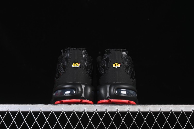 Nike Air Max Plus Retro Running Shoes with Air Cushion - IM4868-010