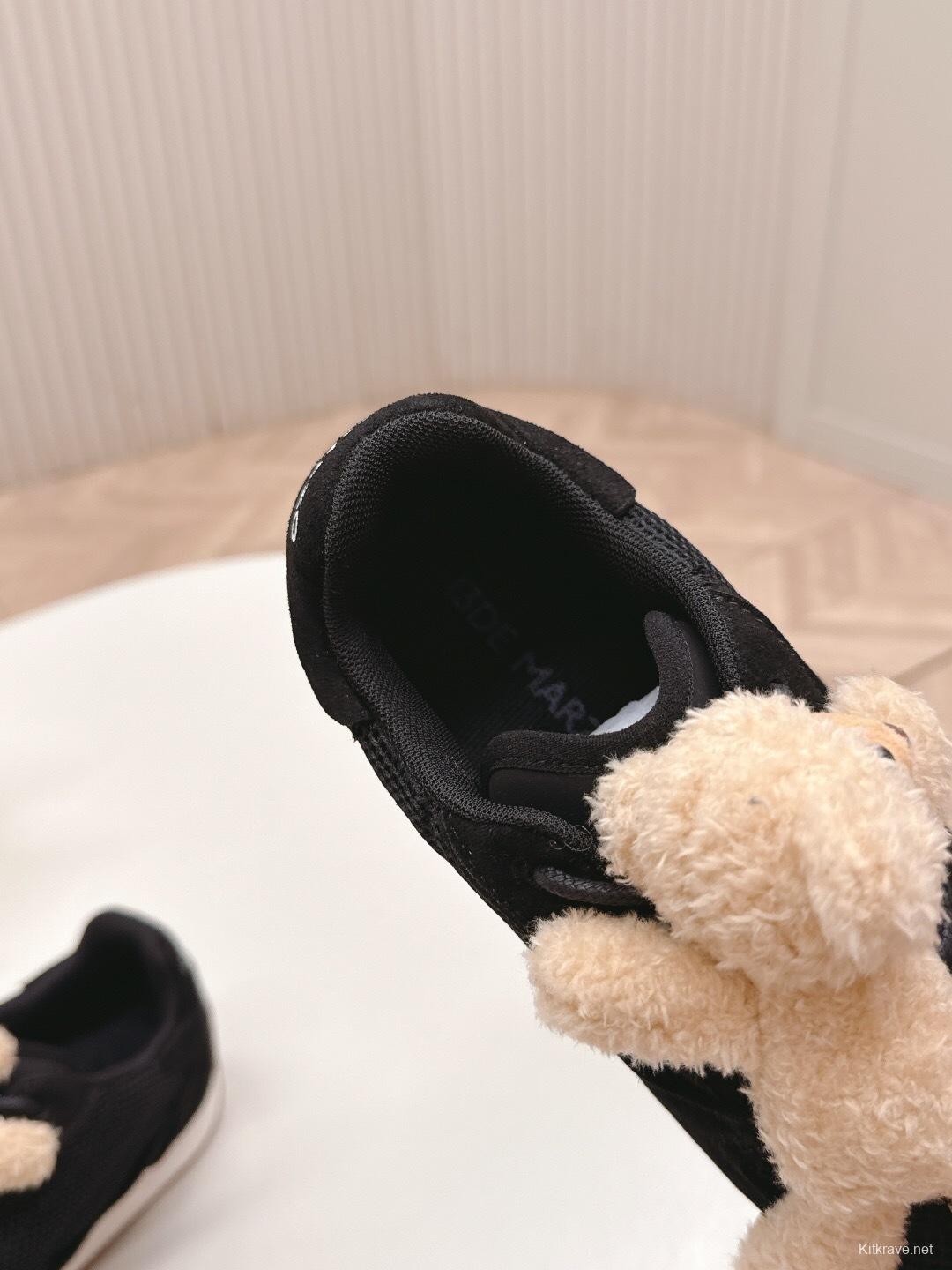 13DEMARZO Casual Series Round Bear Sneakers - LY00300