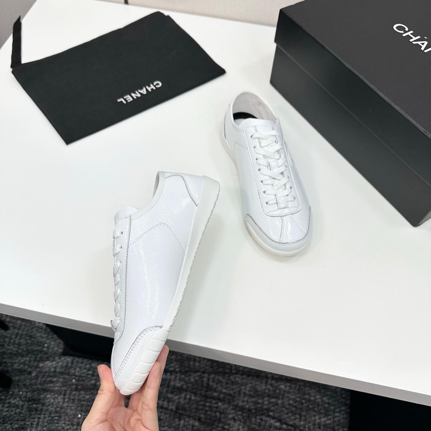 Chanel 2025 SS Panda Casual Sneakers - LY00