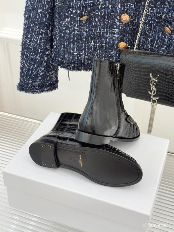 Saint Laurent YSL Letter Loaf Short Boots with Pleated Edges - KFY00430