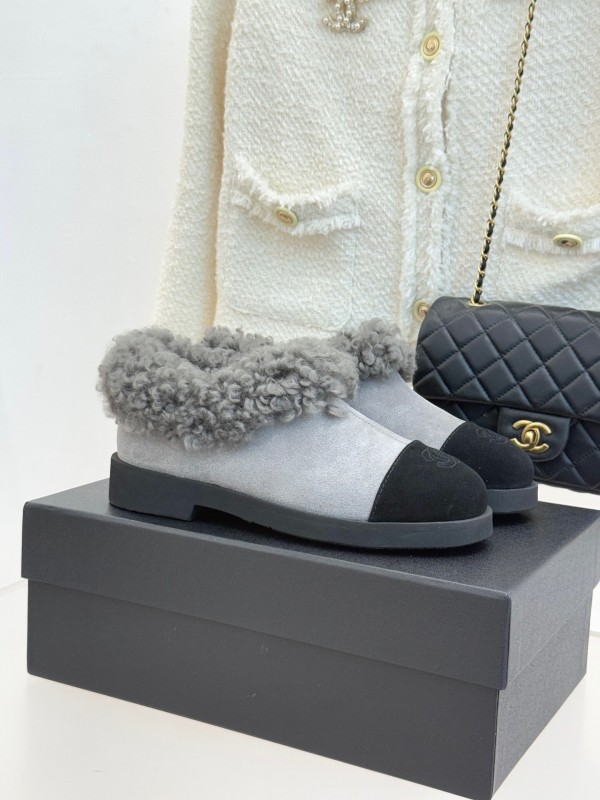 Chanel 2025/SS Double C Color-Block Shearling Snow Boots - KFY00270