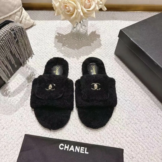 Chanel 2025/SS Slingback Lock Buckle Butterfly Fur Slippers - LY00250