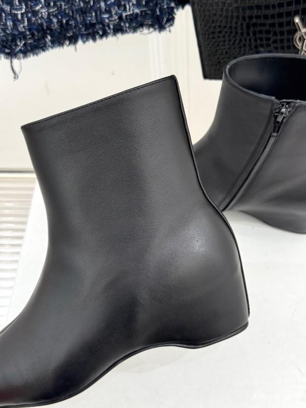 Khaite Retro Pointed Toe Height Increasing Ankle Boots - KFY00390