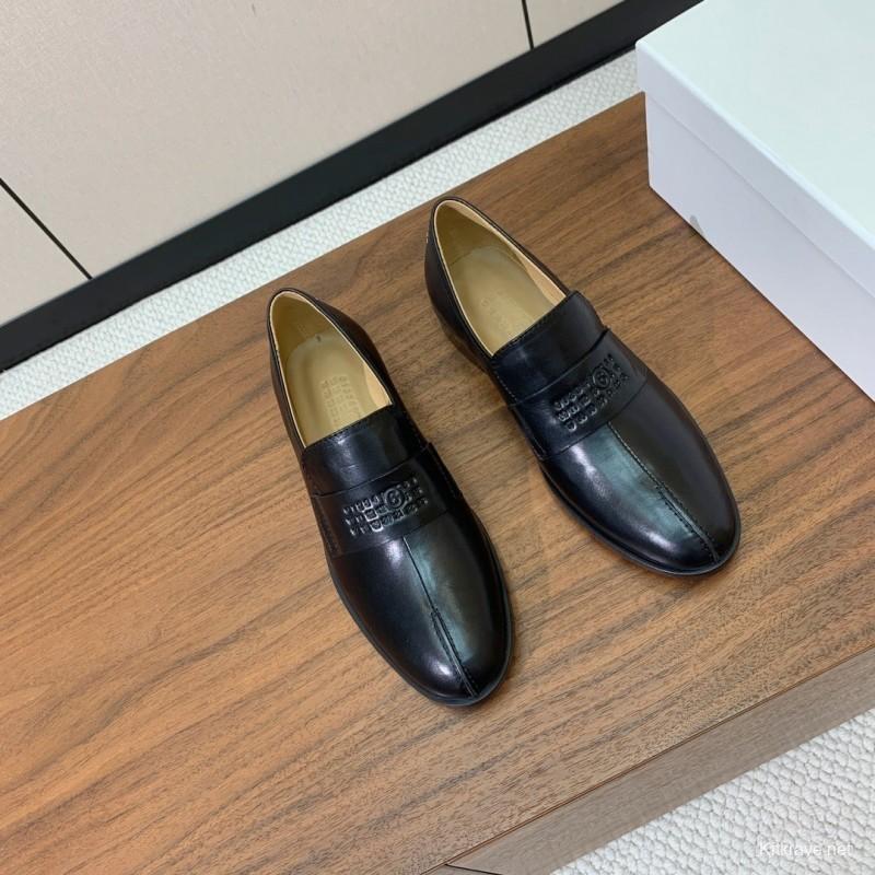 Maison Margiela SS 2025 Retro Slim-Fit Loafers - KFY00320