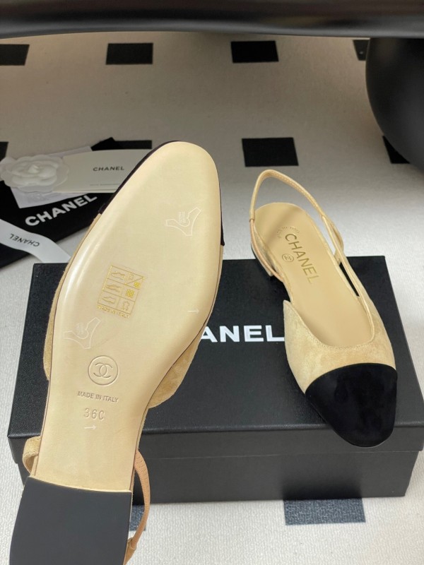 Chanel Sling-back Two-tone Suede Flats/Heels - KFY00280
