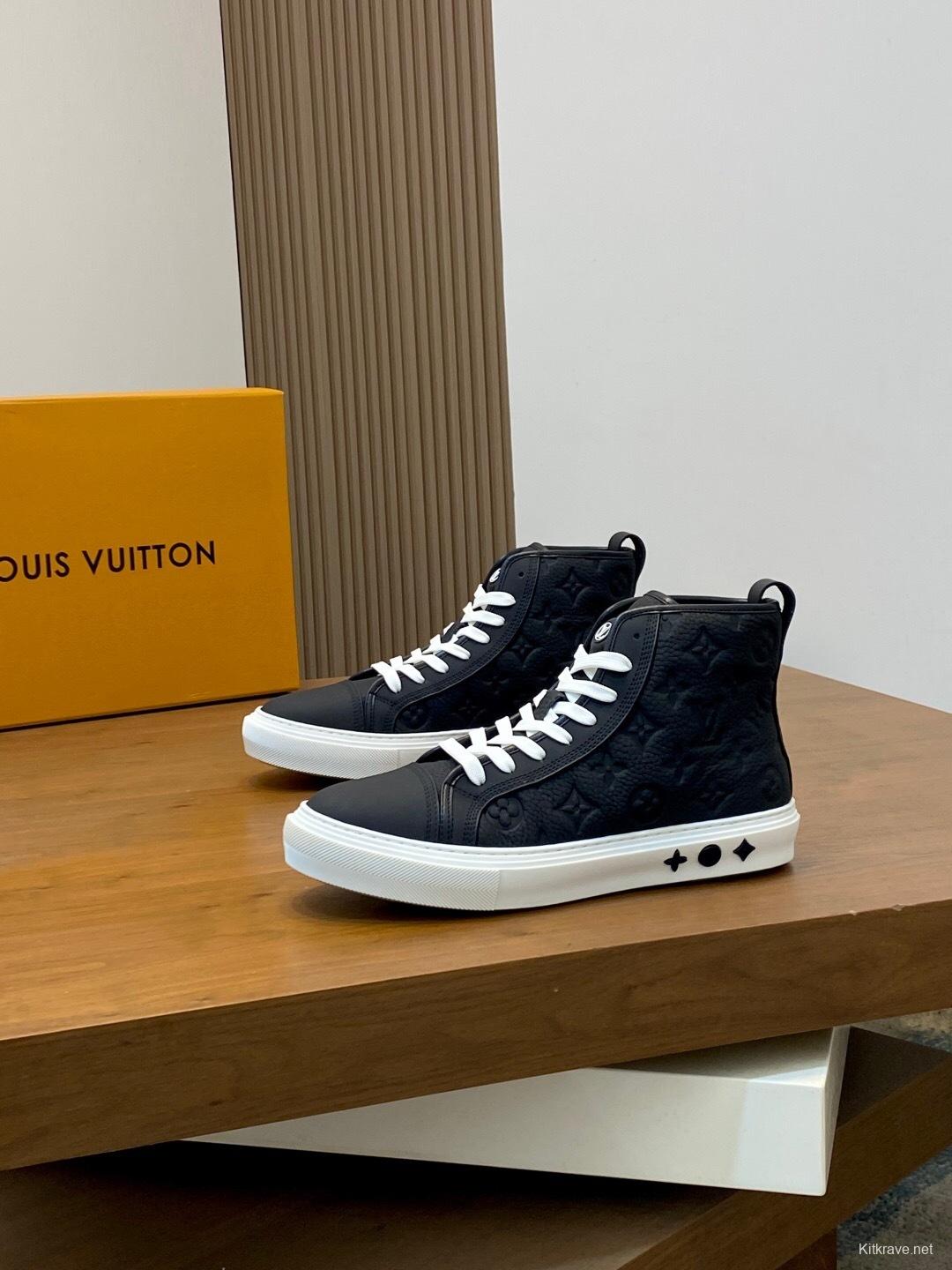 Adidas Originals Casual Sports Boots with Premium Leather Upper - KFY00460