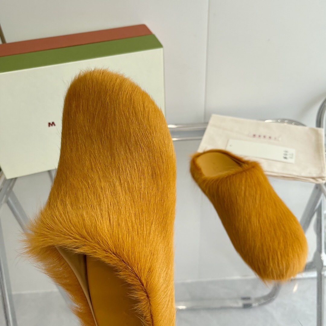 Marni 2025/SS Mule Shoes with Pony Hair - LY00