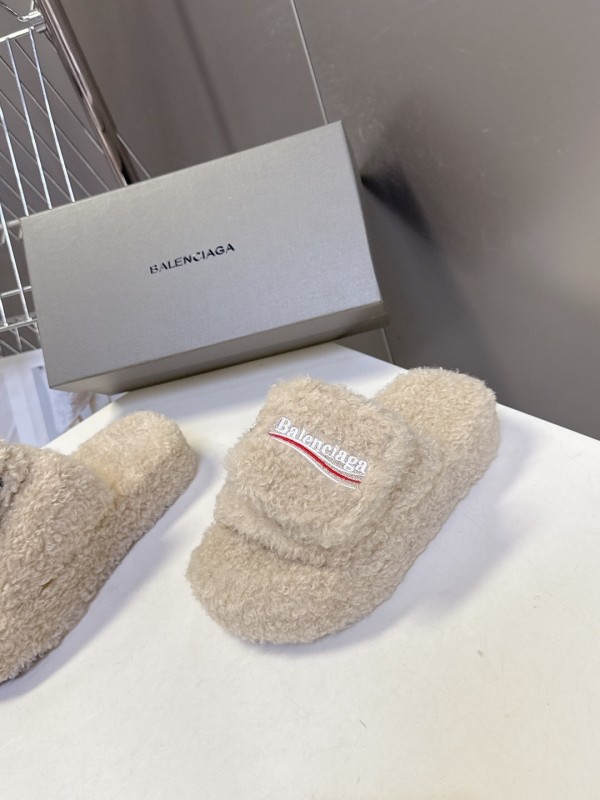 Balenciaga 2025 SS Couple Edition Coca-Cola Fur Slides - KFY00230