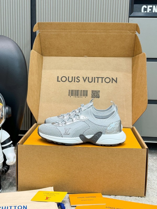 Louis Vuitton Olympia Series Knit Running Shoes - AS00291