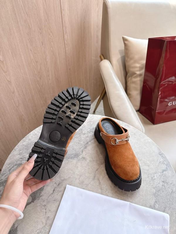 Gucci Women's Mule Shoes with Horsebit Detail - LY00300