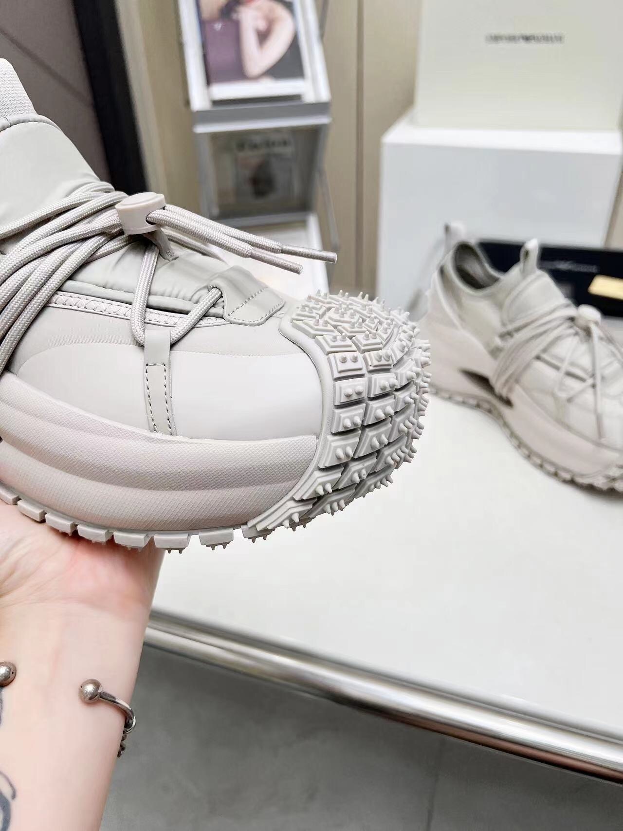 Armani 2025 SS Men's Sneakers with Tire Sole and Drawstring Design - LY00420