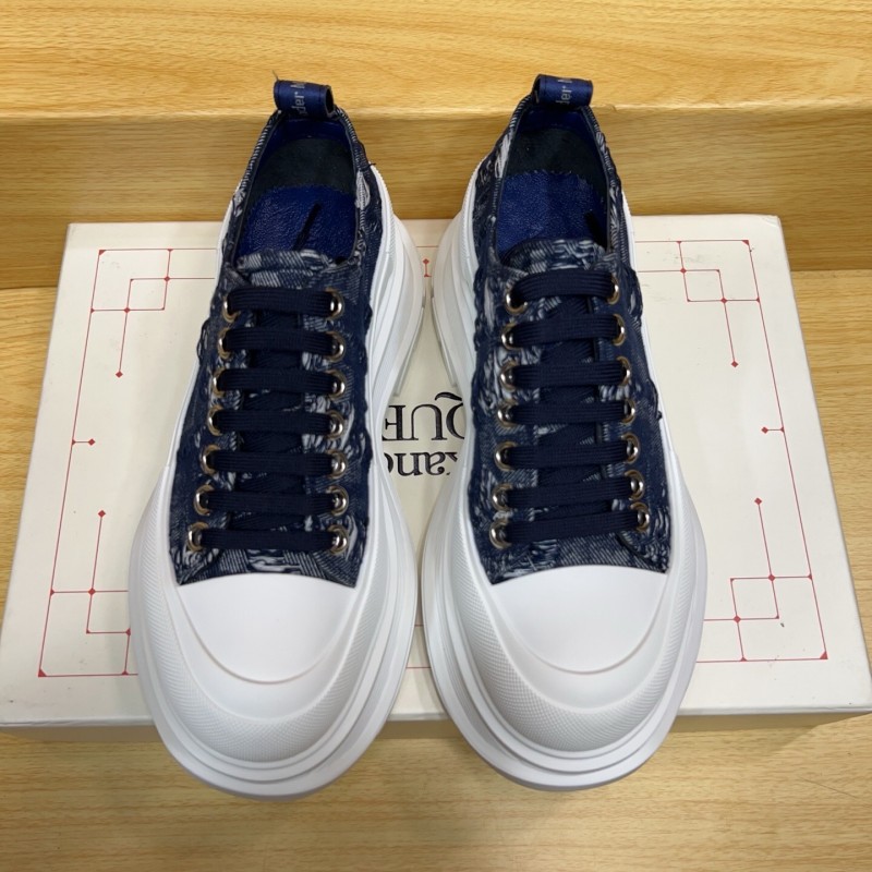 Alexander McQueen Spring Summer 2025 Premium Platform Sneakers - AS00300