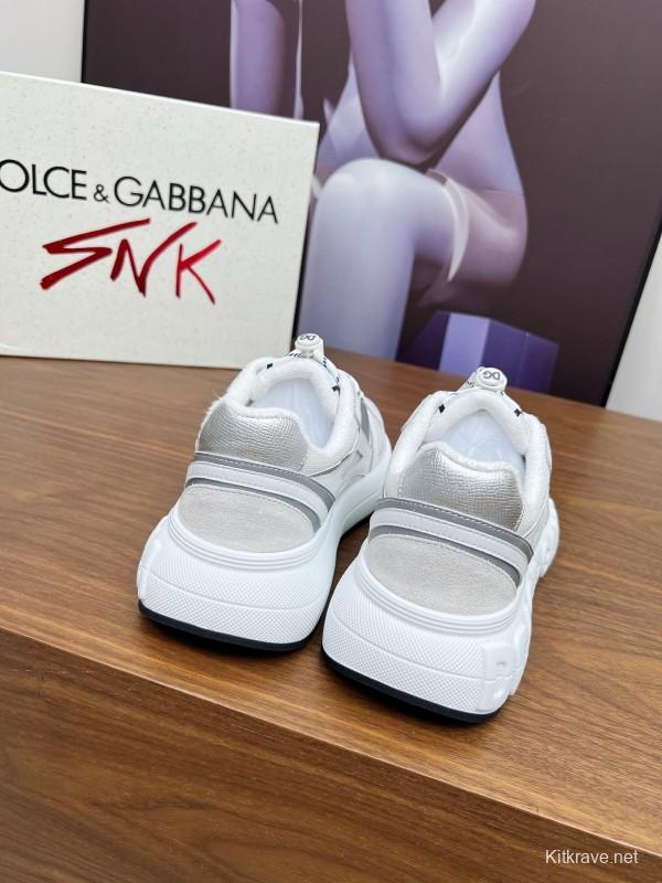 Dolce & Gabbana 2025 SS Casual Shoes with Exaggerated Fashion Style - AS00320