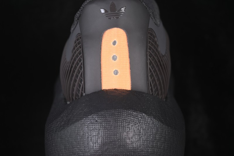 Adidas HyperBoost Edge M Running Shoes with Bounce Cushioning and Breathable Upper - LA5973