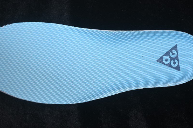 Nike ACG Ultrafly Trail Running Shoes with Responsive Cushioning - HF5668-400