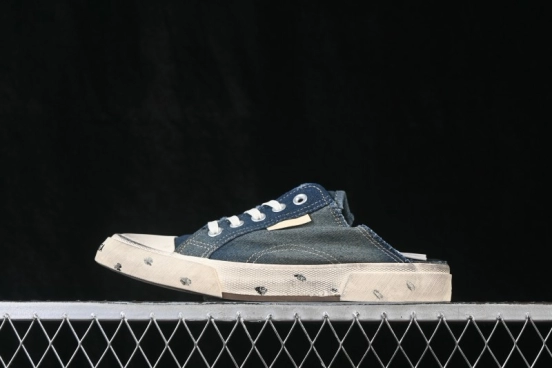 Balenciaga Paris Low Distressed Lace-Up Low-Top Fashion Sneakers - W3RCL4090