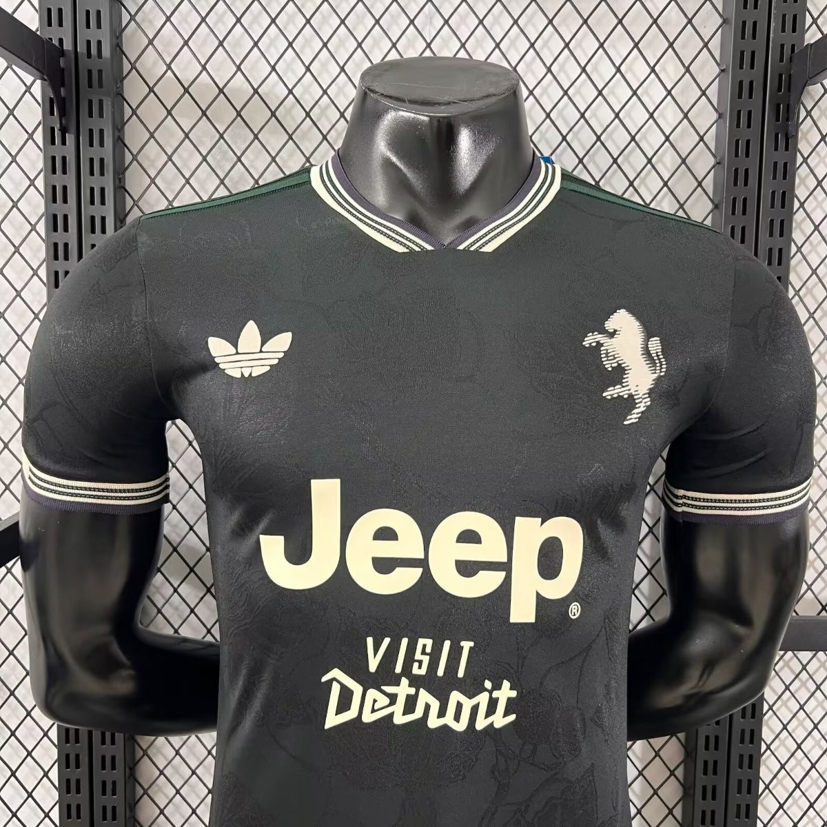 Player Version 25/26 Juventus Third Jersey With Sponsor