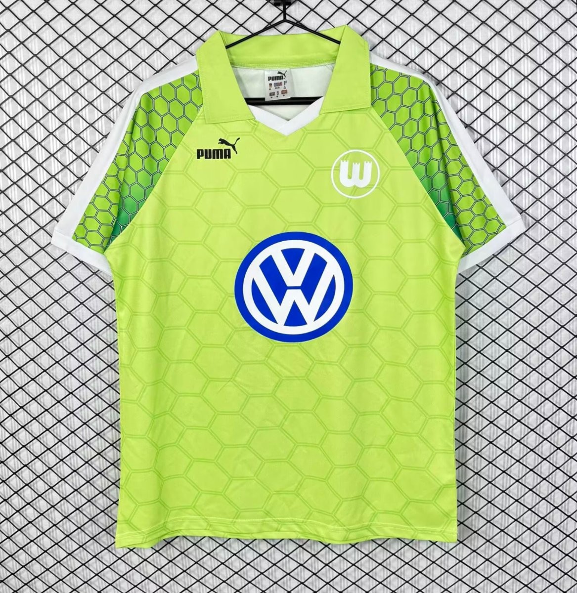 Retro 97/98 VfL Wolfsburg Home Jersey