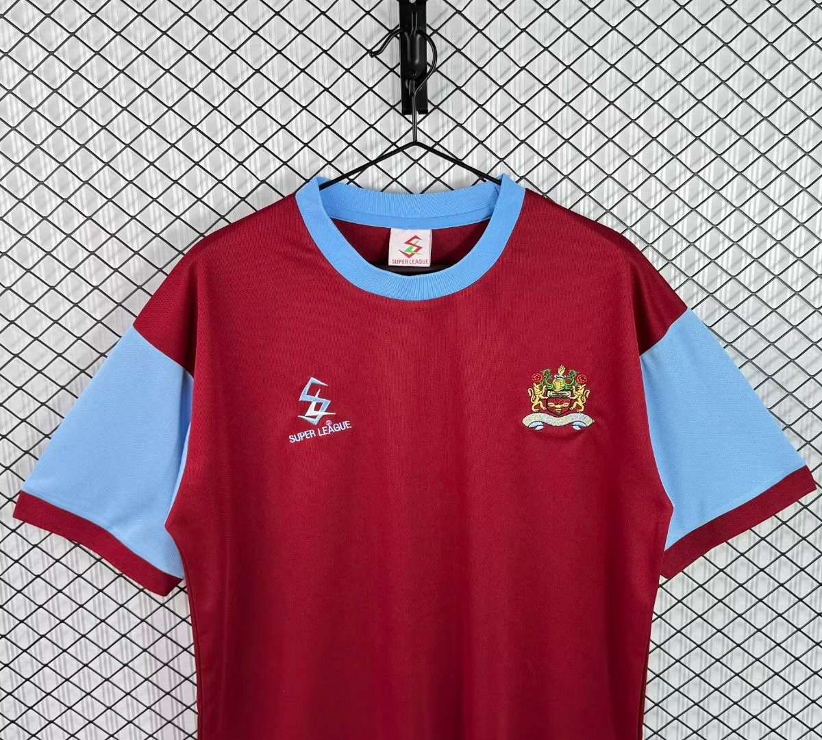 Retro 00/01 Burnley Home Jersey