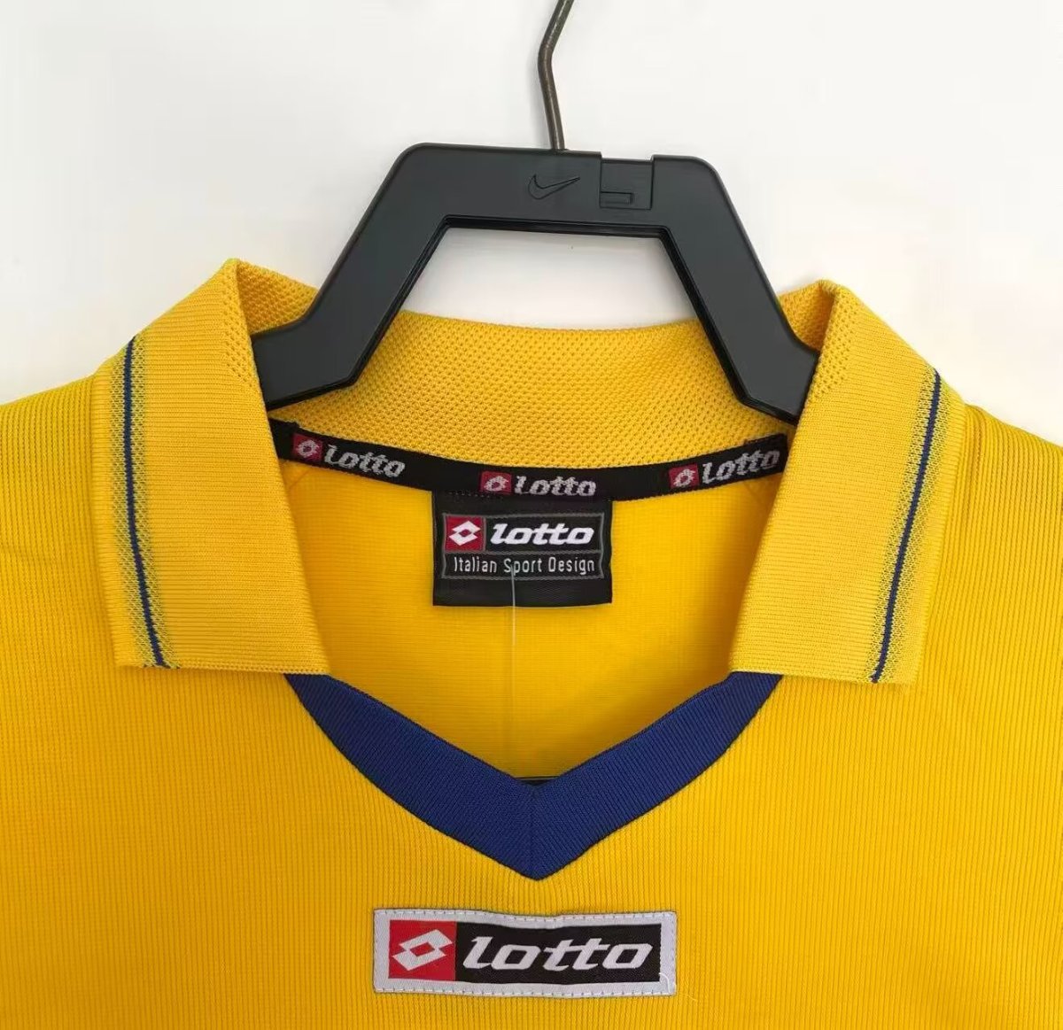 Retro 2003-05 Colombia Home Jersey